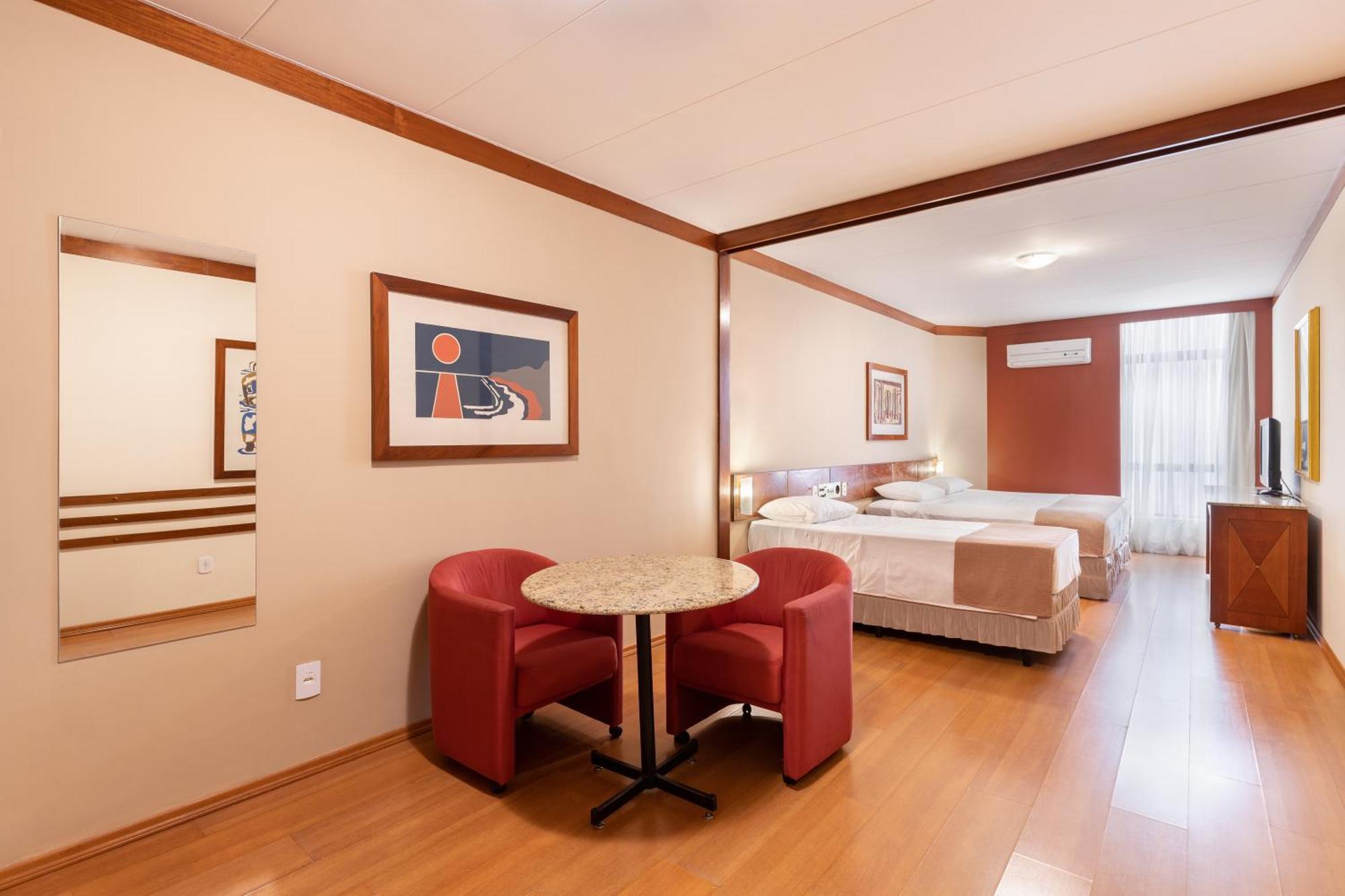 Hotel Crystal Londrina Extérieur photo