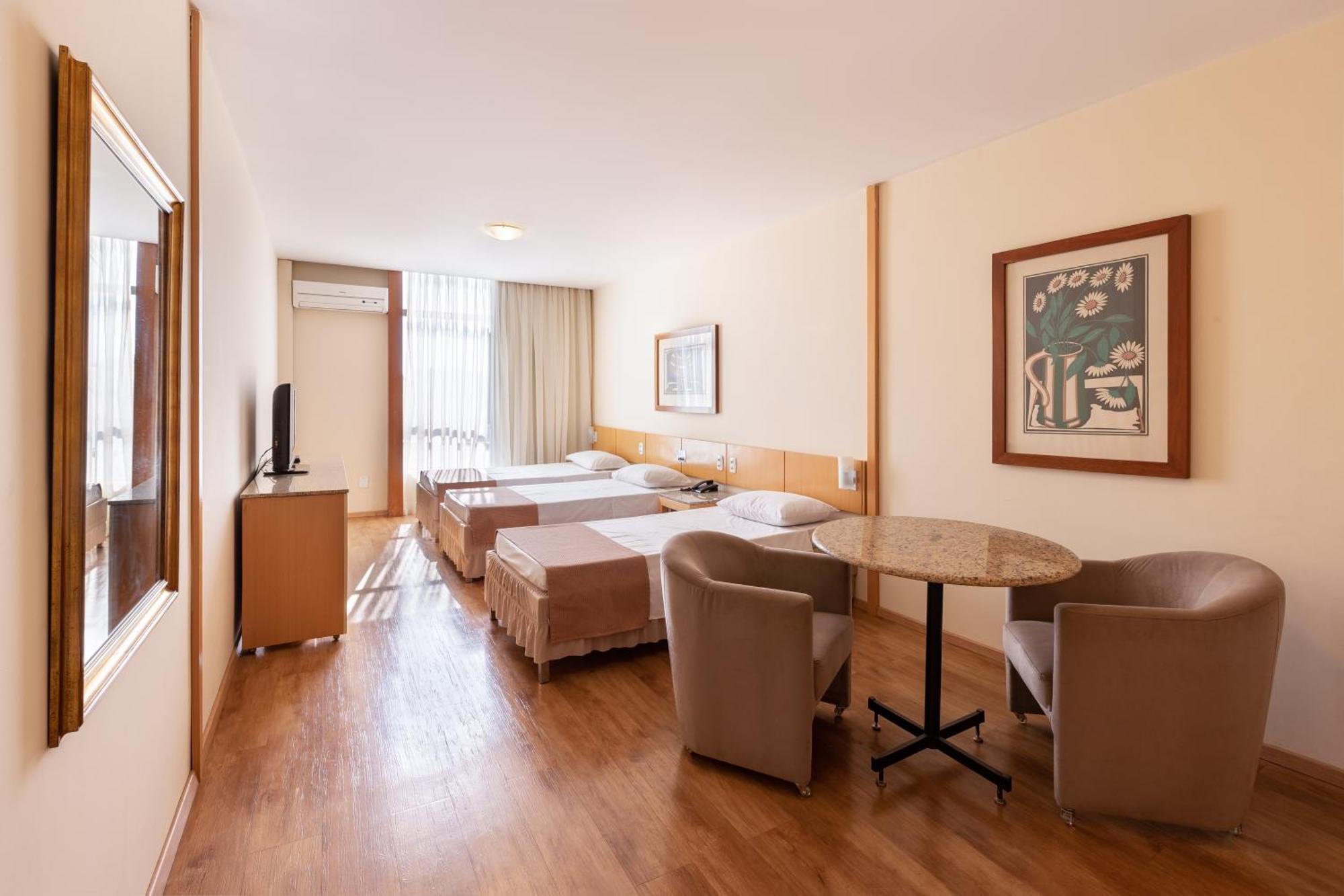 Hotel Crystal Londrina Extérieur photo