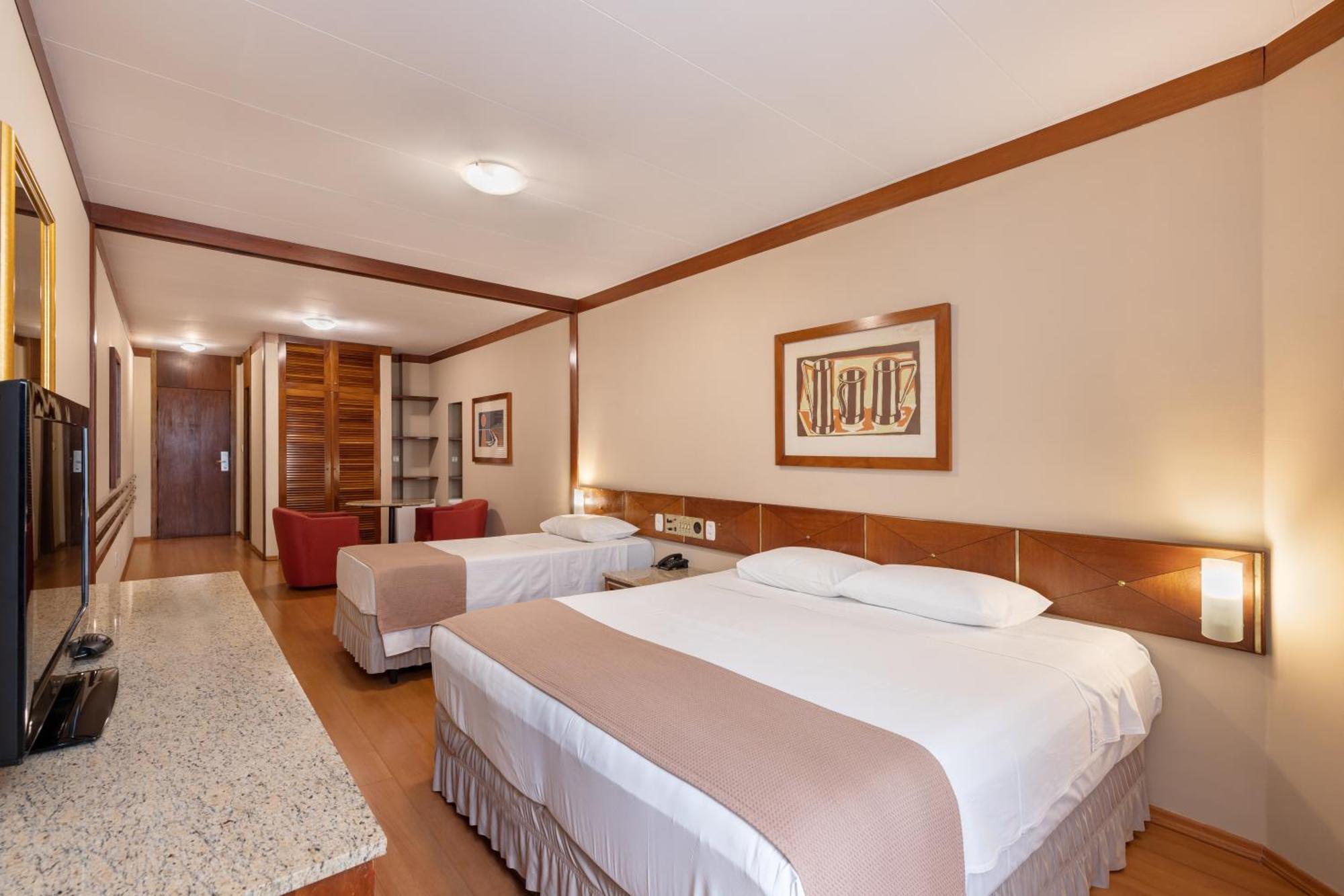 Hotel Crystal Londrina Extérieur photo