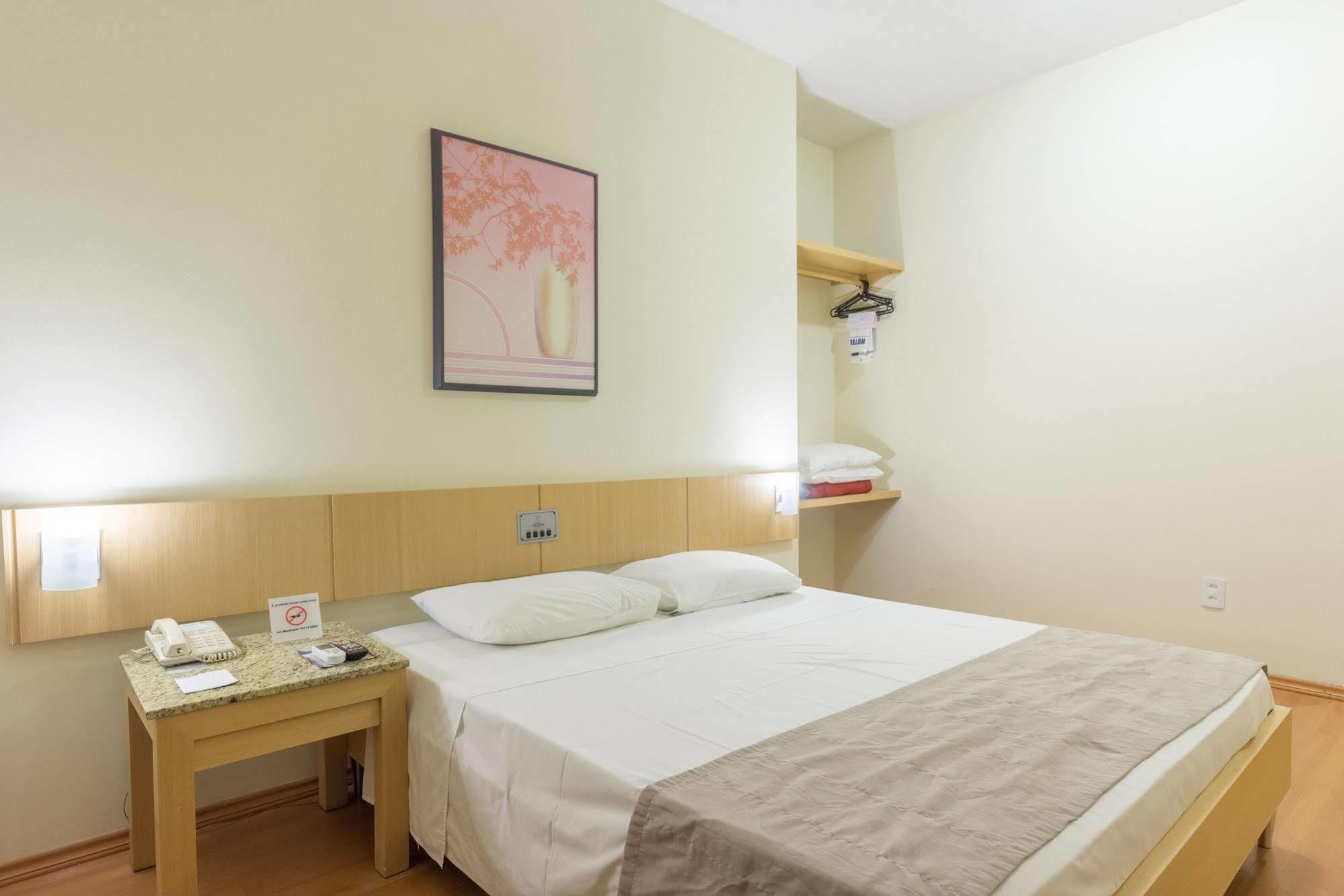 Hotel Crystal Londrina Extérieur photo